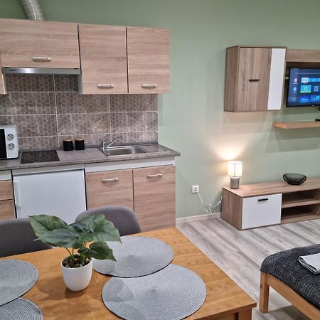 Belvarosi Pihenohaz Bekescsaba Exteriör bild
