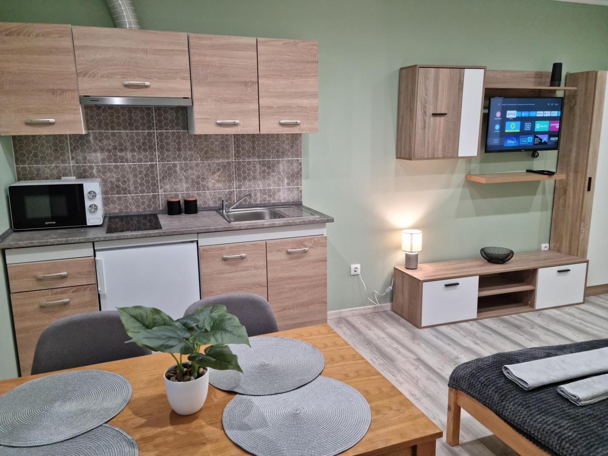 Belvarosi Pihenohaz Bekescsaba Exteriör bild