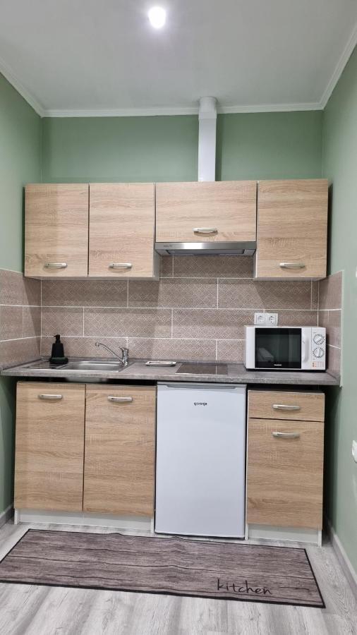 Belvarosi Pihenohaz Bekescsaba Exteriör bild